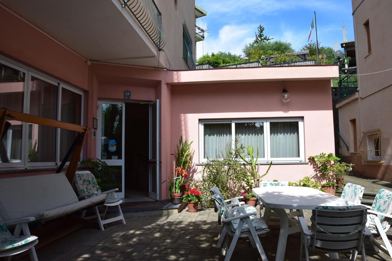 Hotel Pozzuolo Celle Ligure Bagian luar foto