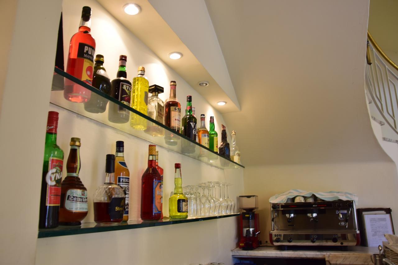 Hotel Pozzuolo Celle Ligure Bagian luar foto